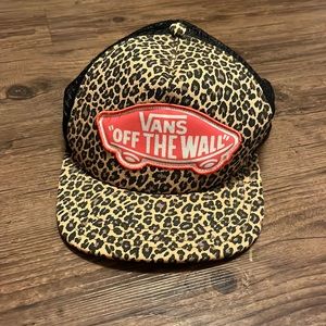Vans “Off The Wall” Trucker Hat